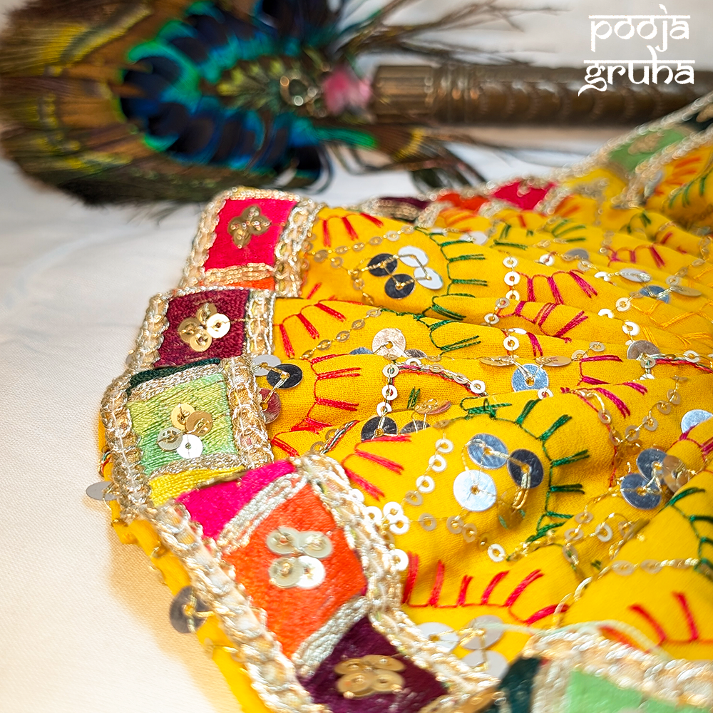 Tejasvi Utsav Laddu Gopal Dress