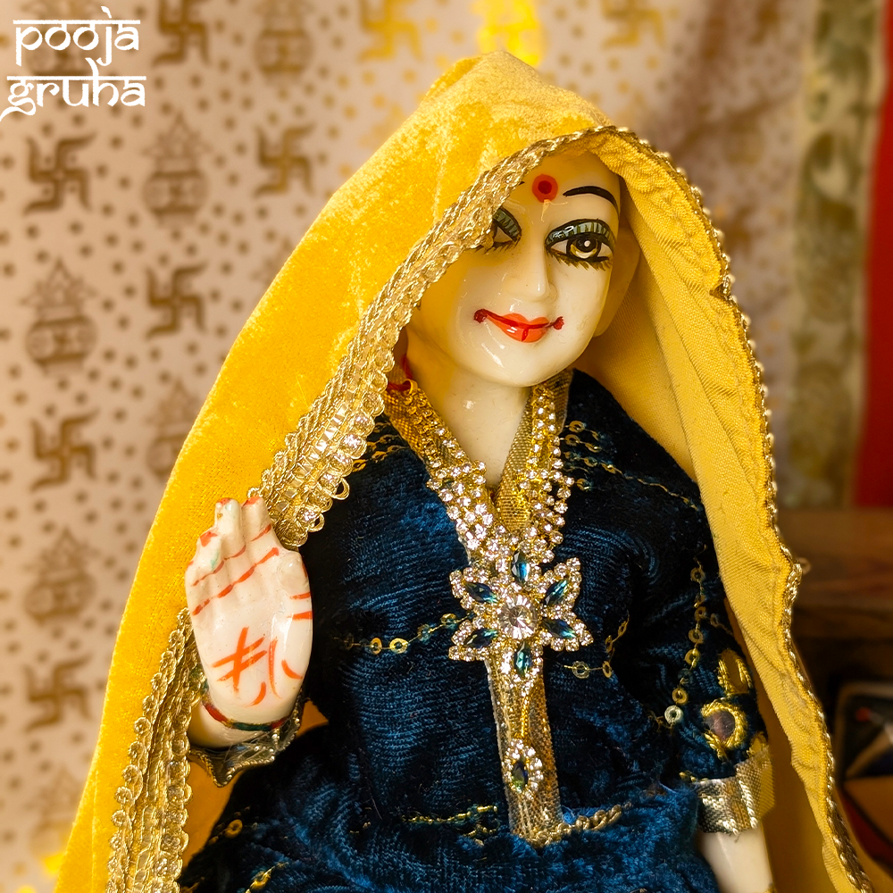 Neelkanth Shobha Radha Krishna Ji Velvet Dress Set