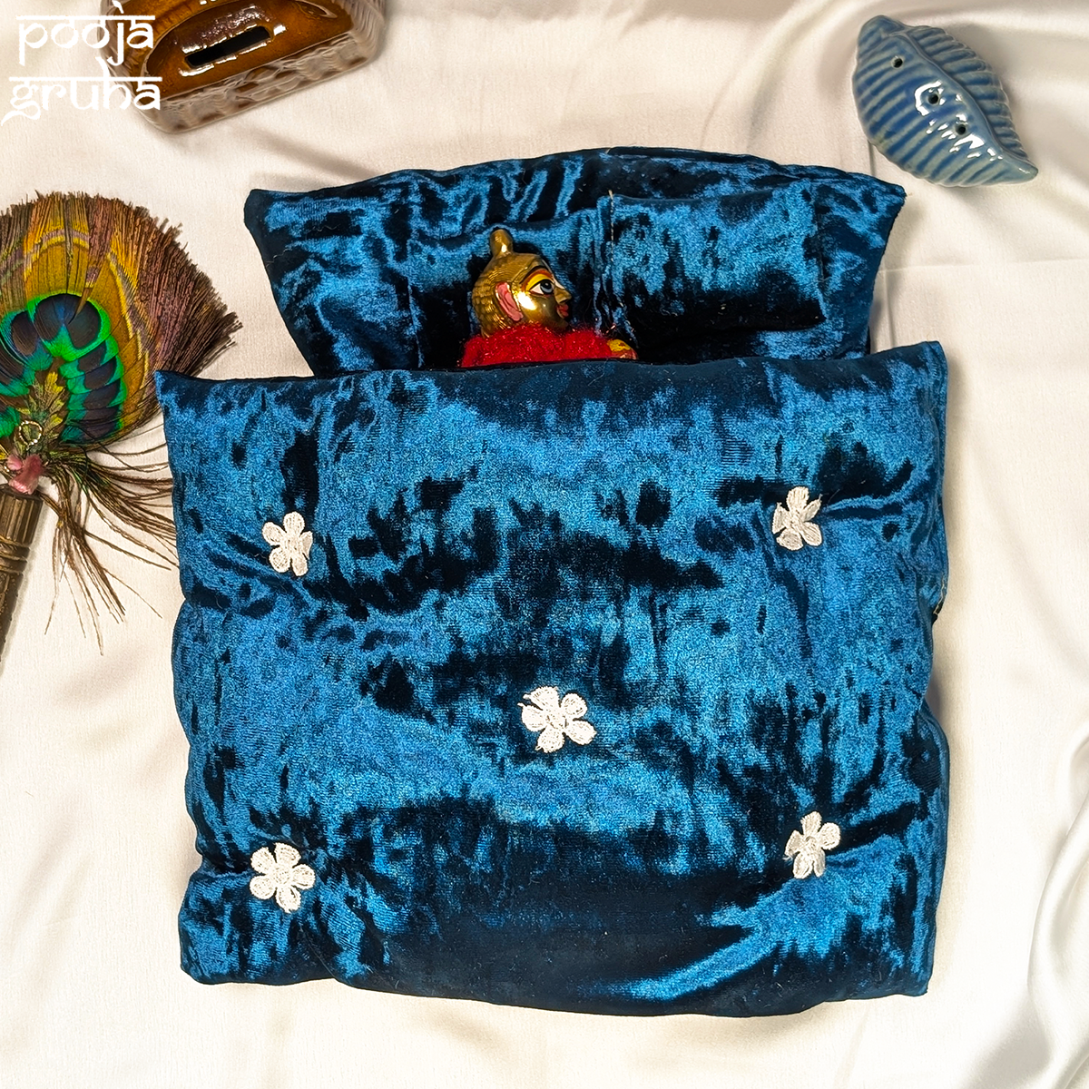 Neelamadhurya Velvet Quilt & Mattress Set for Laddu Gopal