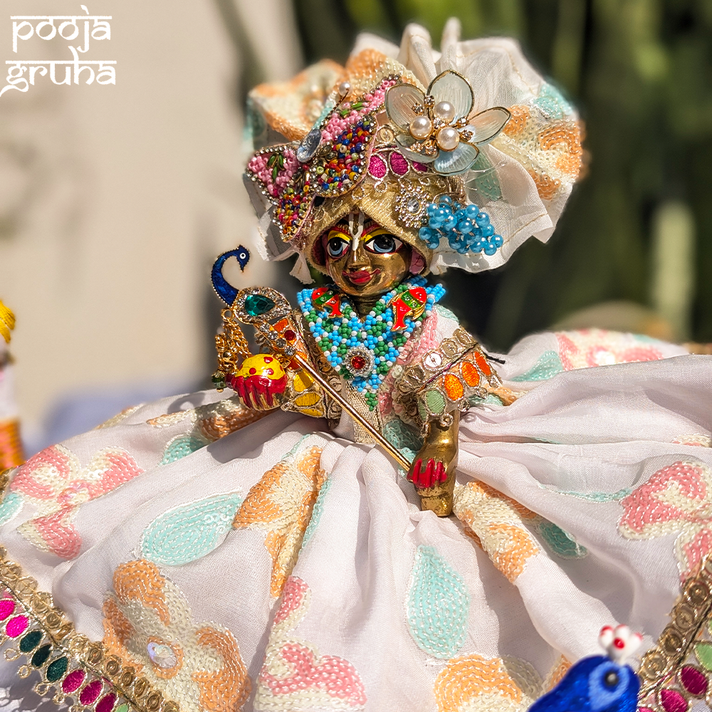 Shwet Pushpa Rang Radha Rani/ Laddu Gopal Dress