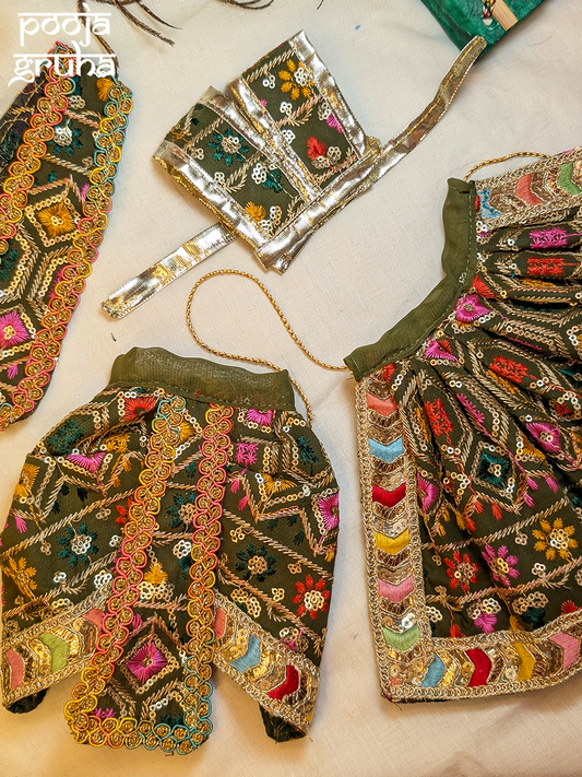 Vanaruchi Lehenga & Dhoti Dress Set for Gods