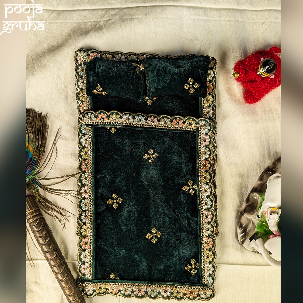 HariVilasa Velvet Bedsheet & Blanket Set for Laddu Gopal