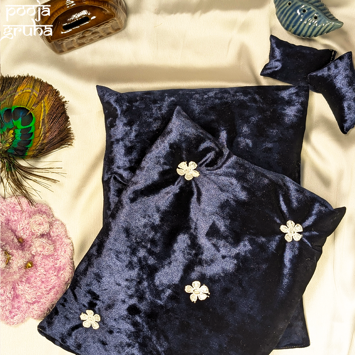 Neelamadhurya Velvet Quilt & Mattress Set for Laddu Gopal