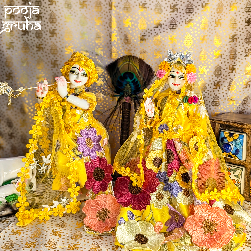Pushpa Vastra Radha Krishna Dress Set