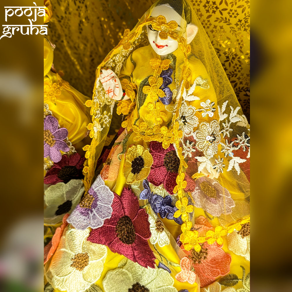 Pushpa Vastra Radha Krishna Dress Set