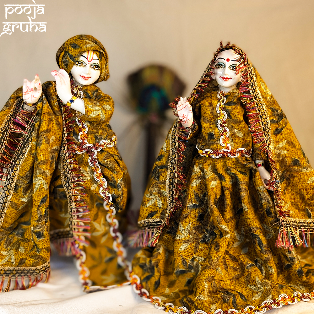 Pitambara Saanjhvastra Radha Krishna Dress Set