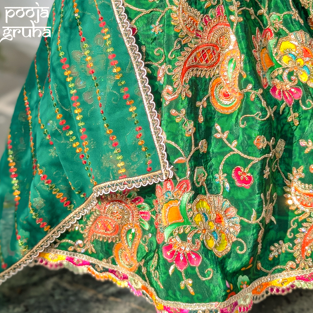 Hariyali Shringar Tulsi Vastra – Rich Embroidered Silk Lehenga & Chunri Set
