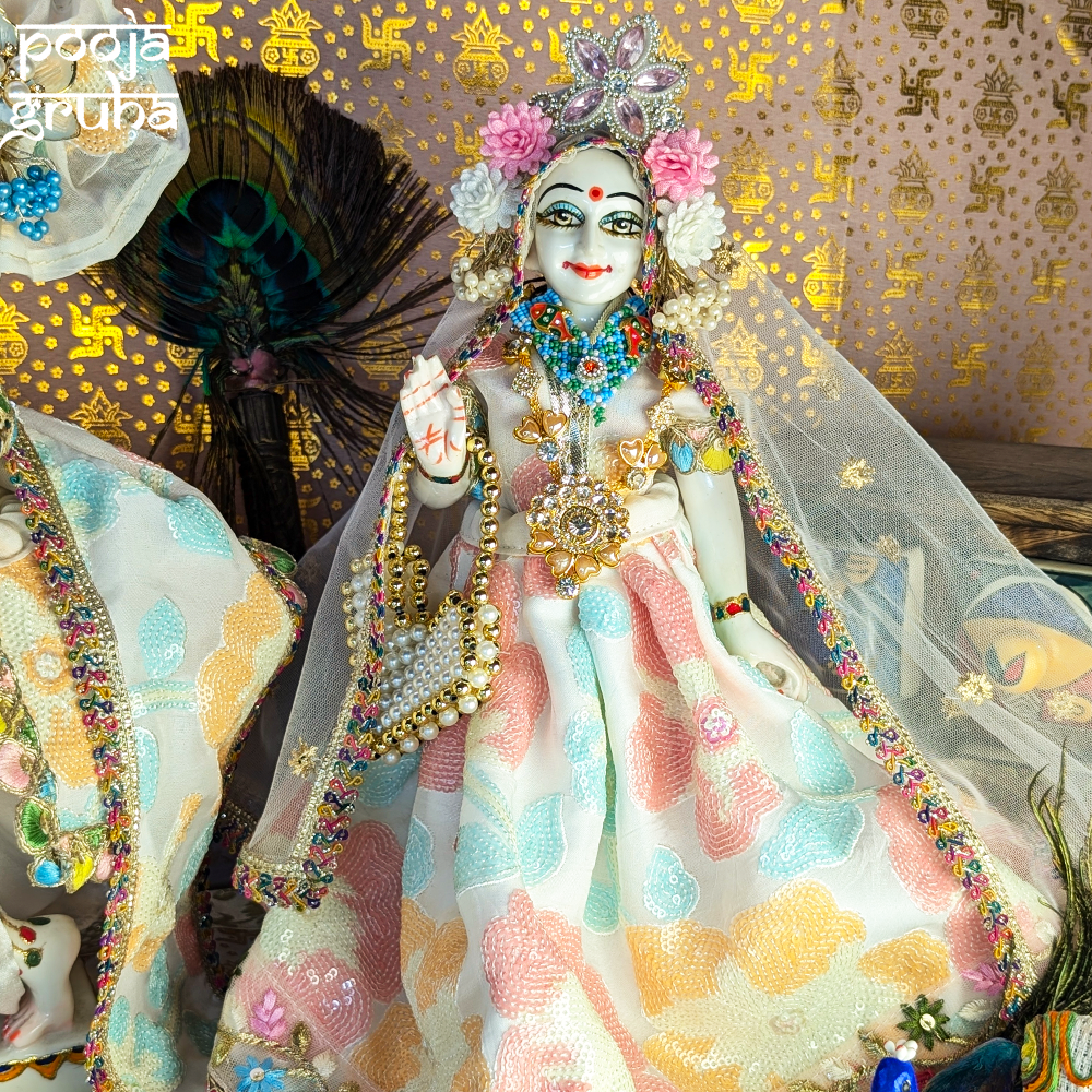 Shwet Pushpa Rang Radha Krishna Dress Set